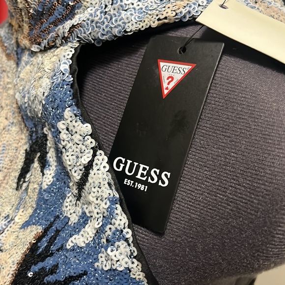 Guess sequence floral - Picture 3 of 4